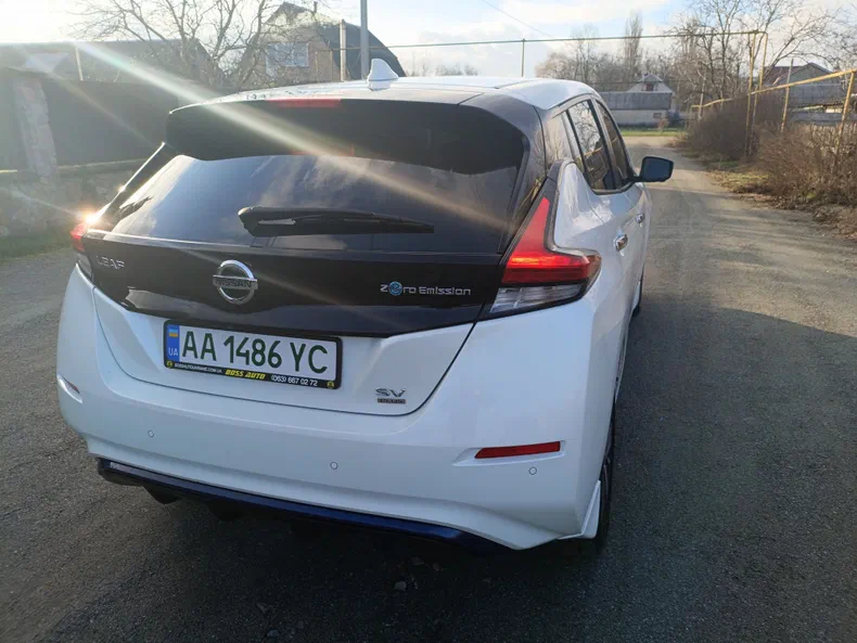 Nissan Leaf 2022 - 5