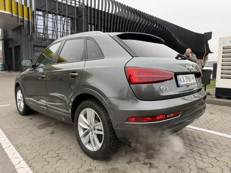 Audi Q3 2017 - 15