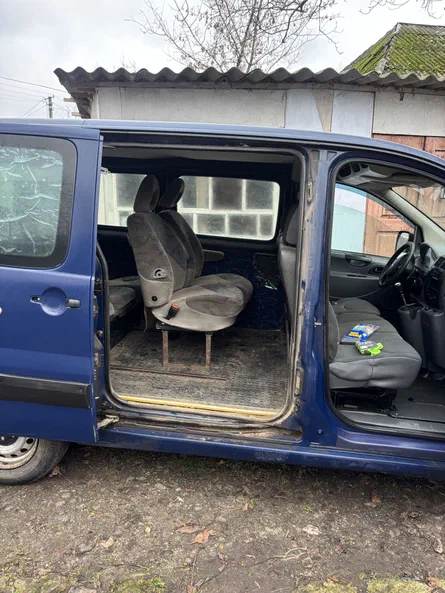 Peugeot Expert 2008 - 6