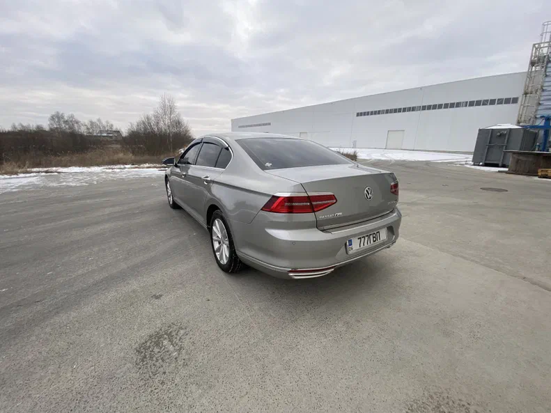 Volkswagen Passat 2016 - 8