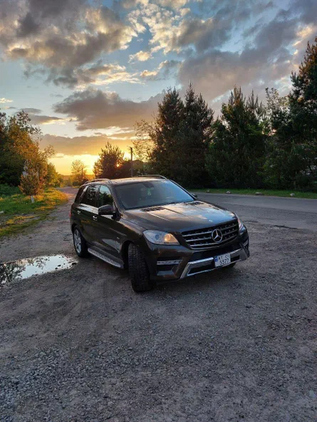 Mercedes-Benz M-Клас 2012 - 8