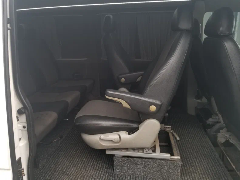 Volkswagen T5 2013 - 11