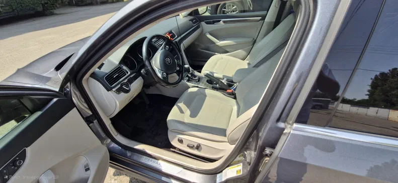 Volkswagen Passat 2016 - 16