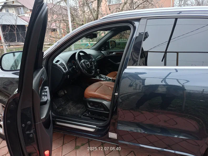 Audi Q5 2011 - 12
