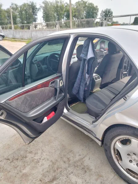 Mercedes-Benz E-Клас 1997 - 8