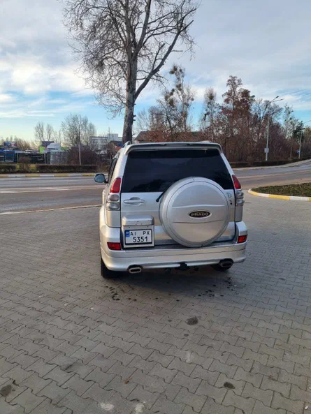 Toyota Land Cruiser Prado 2006