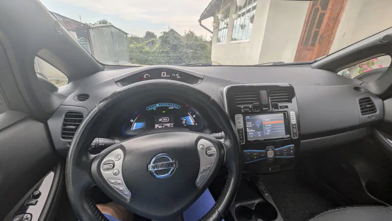 Nissan Leaf 2013 - 10