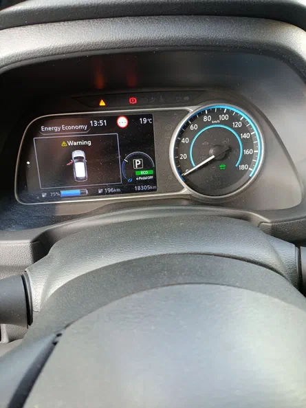 Nissan Leaf 2021 - 11