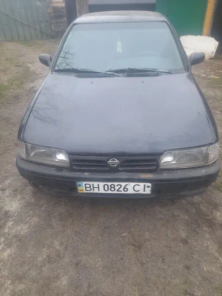 Nissan Primera 1990