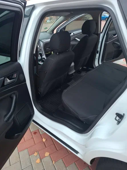 Ford Mondeo 2012 - 10