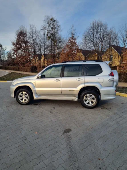 Toyota Land Cruiser Prado 2006 - 16