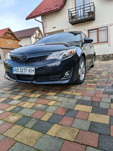 Toyota Camry 2013 - 19