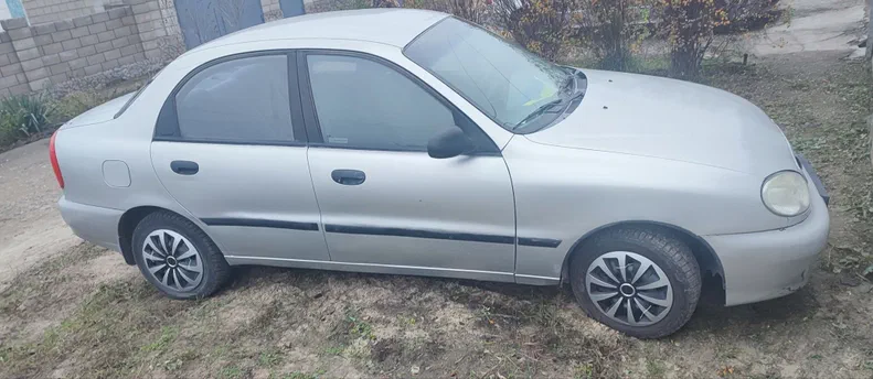 Daewoo Lanos 2001