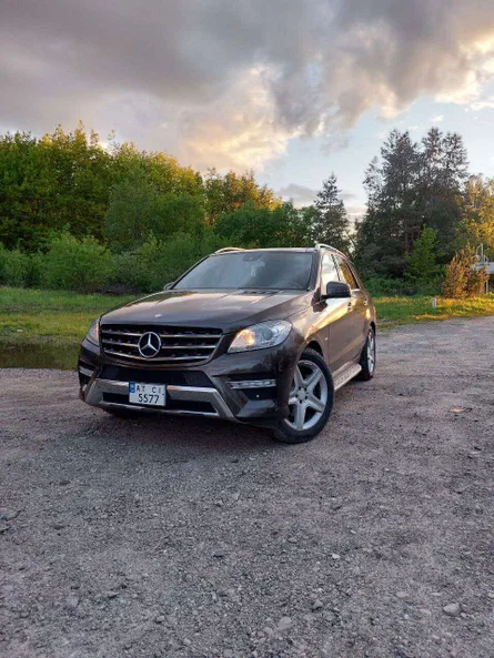 Mercedes-Benz M-Клас 2012 - 7