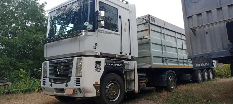 Renault MAGNUM 440dxi 2005