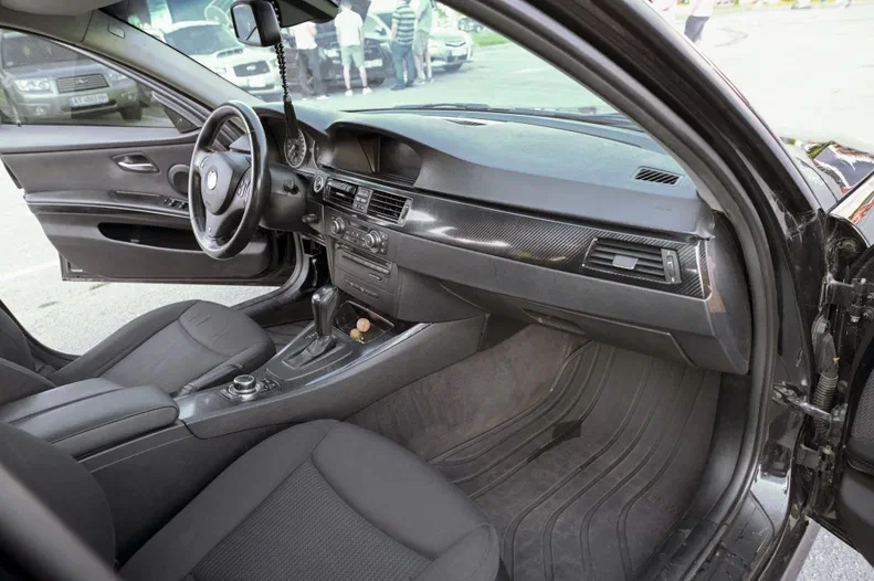 BMW 3 серія 2011 - 10