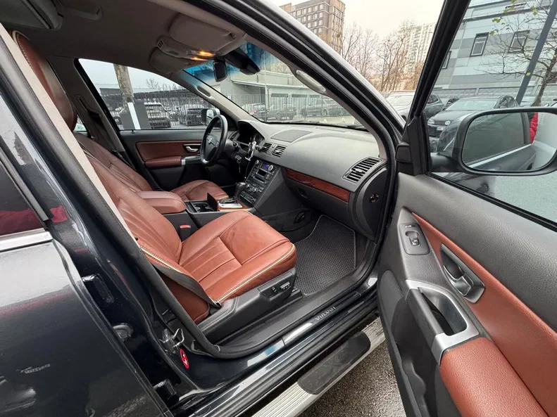 Volvo XC90 2013 - 31