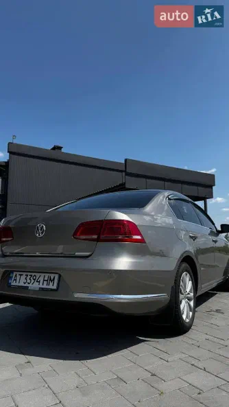 Volkswagen Passat 2013 - 5