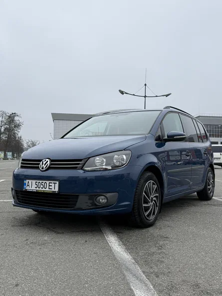 Volkswagen Touran 2012