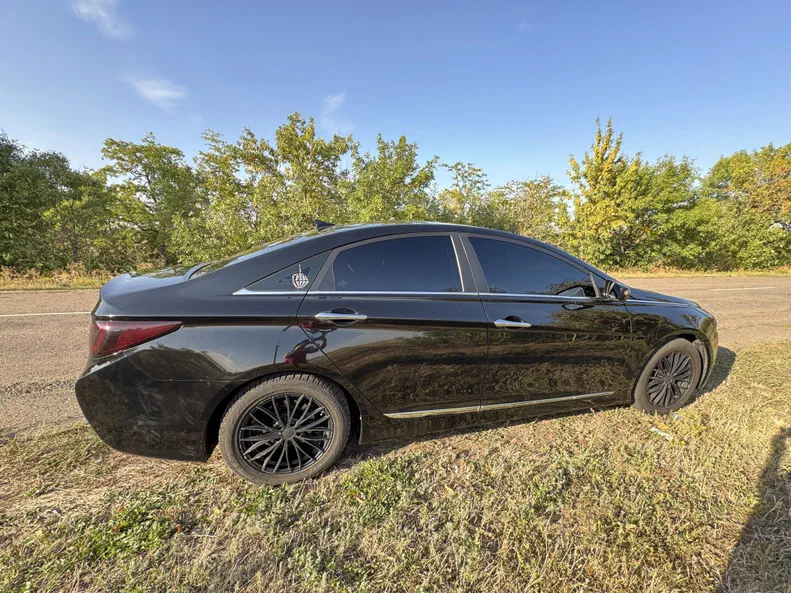 Hyundai Sonata 2013 - 12