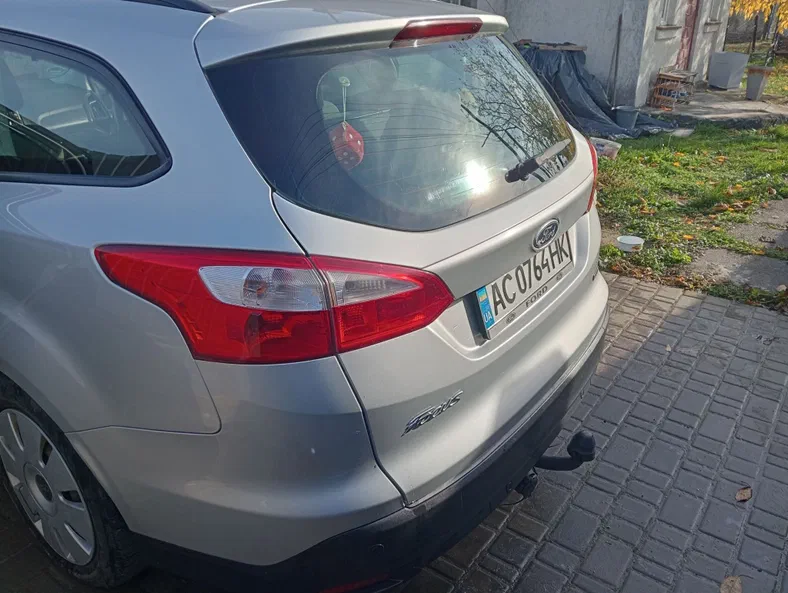 Ford Focus 2012 - 18