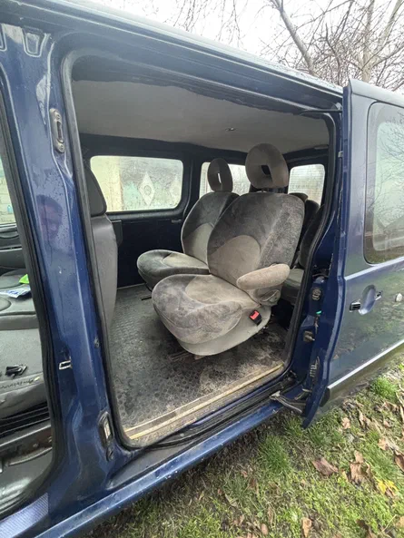 Peugeot Expert 2008 - 9