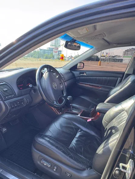 Toyota Camry 2004 - 13
