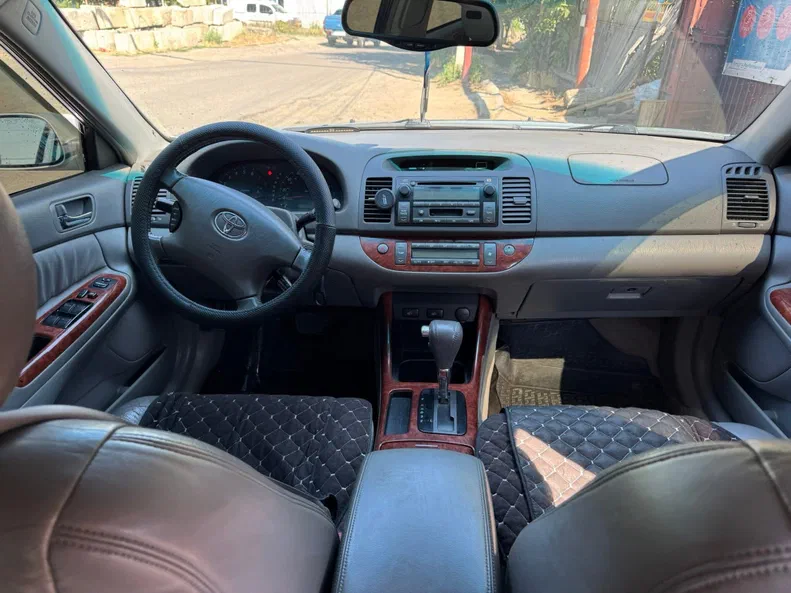 Toyota Camry 2003