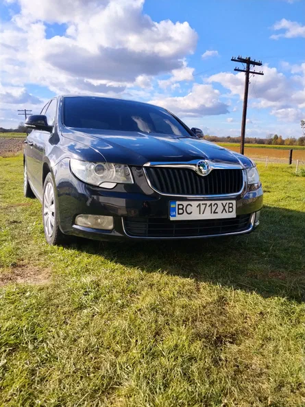 Skoda Superb 2011