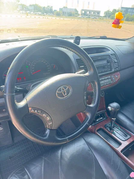 Toyota Camry 2004 - 5