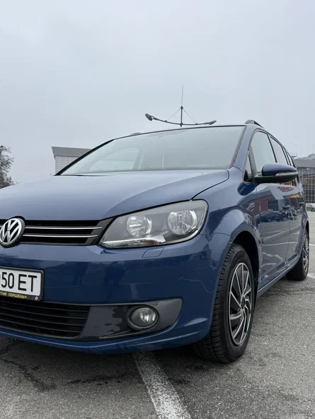 Volkswagen Touran 2012
