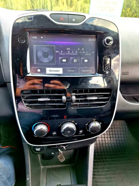 Renault Clio 2014 - 8