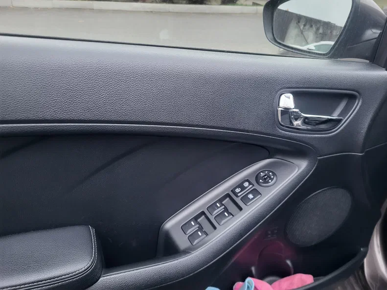 Kia Cerato 2014 - 12