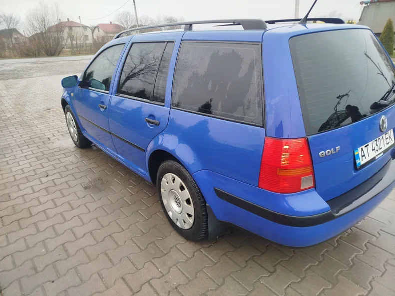 Volkswagen Golf 2001