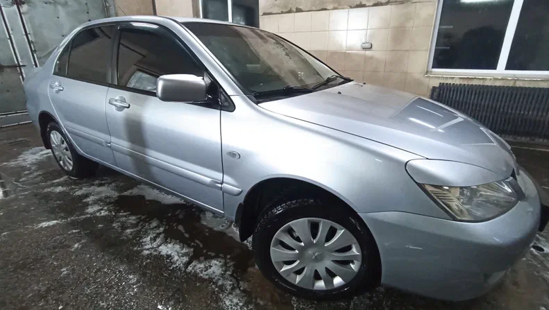 Mitsubishi Lancer 2007 - 9