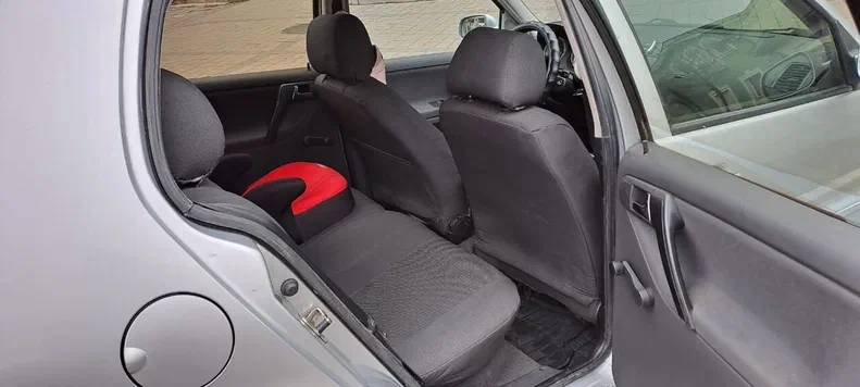 Volkswagen Polo 2001 - 16