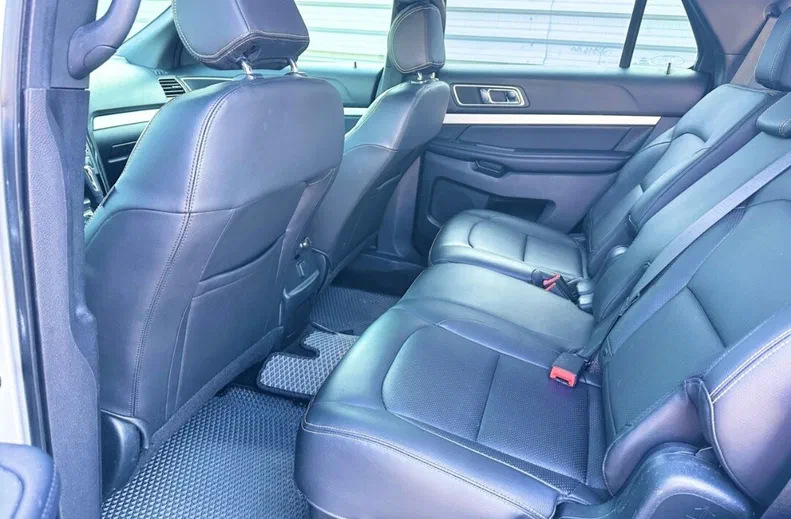 Ford Explorer 2017 - 9
