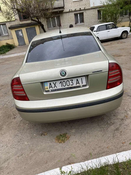 Skoda Superb 2004 - 5