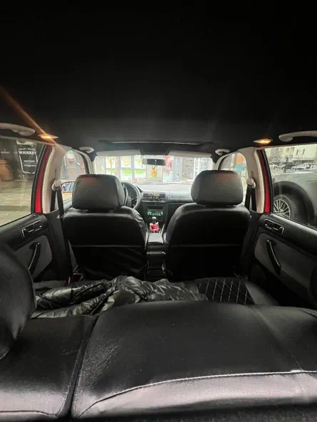 Volkswagen Golf 2000 - 6