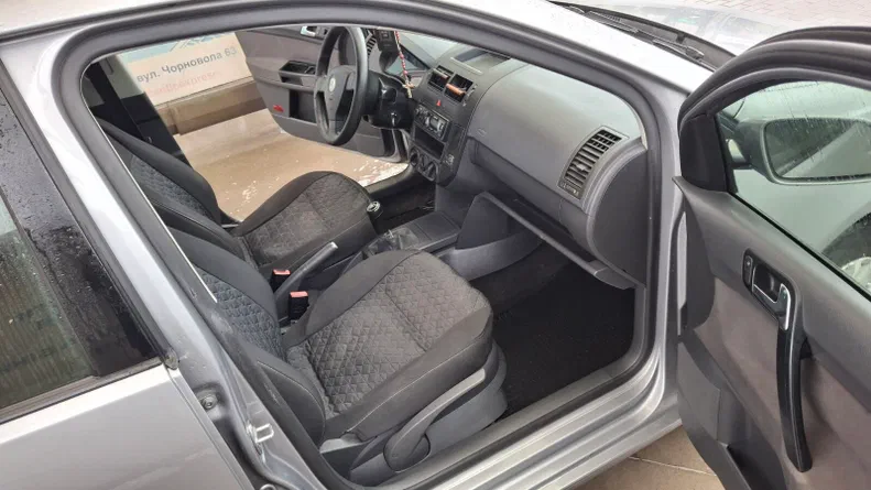 Volkswagen Polo 2009 - 10