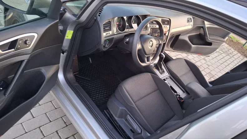 Volkswagen Golf 2019 - 17