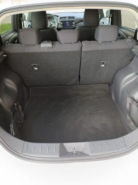 Nissan Leaf 2021 - 19