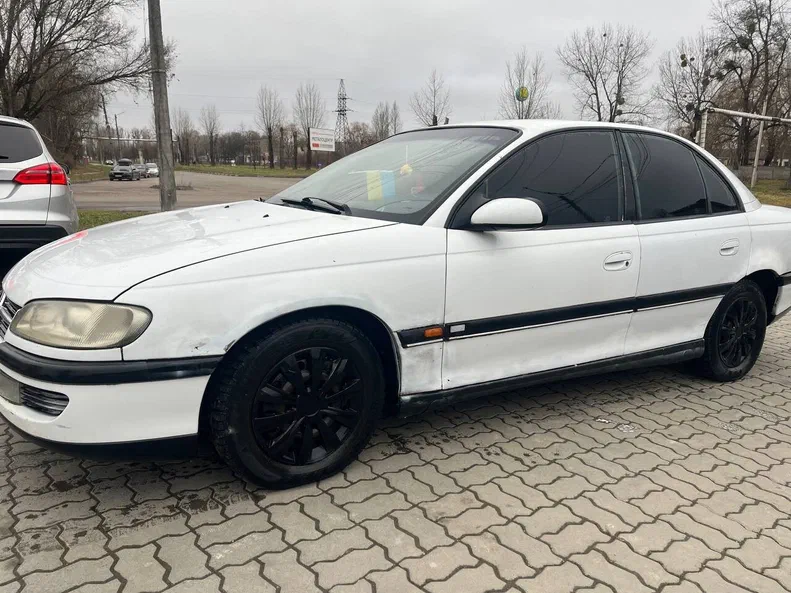 Opel Omega 1995 - 6