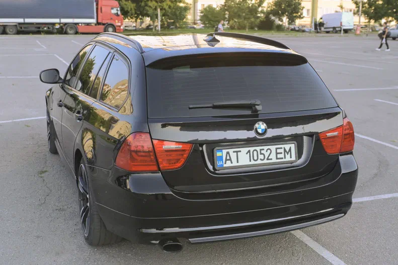 BMW 3 серии 2011