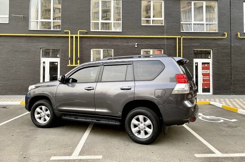 Toyota Land Cruiser Prado 2013 - 22