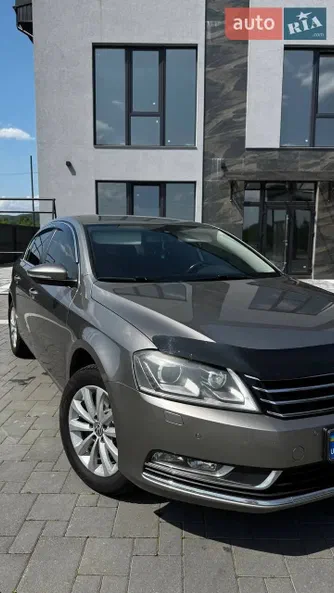 Volkswagen Passat 2013 - 9