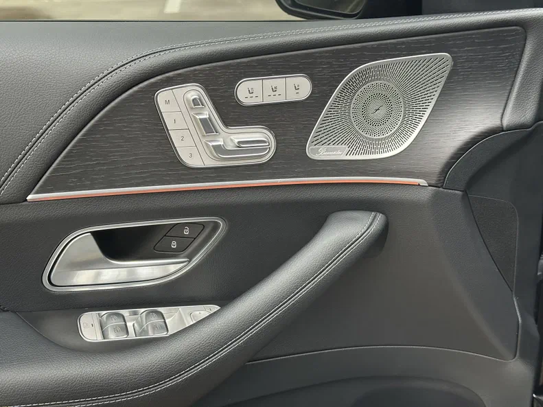 Mercedes-Benz GLS 2023 - 26