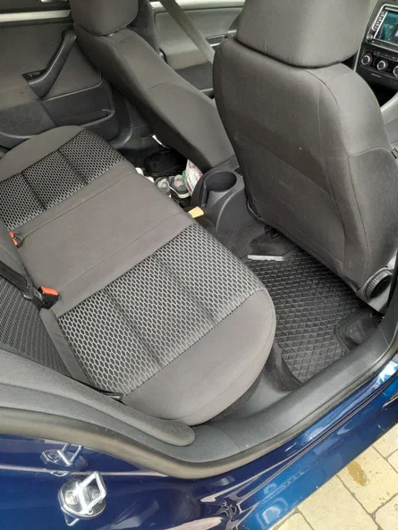 Volkswagen Golf 2011 - 17