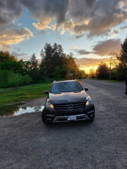 Mercedes-Benz M-Класс 2012