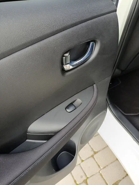 Nissan Leaf 2021 - 18